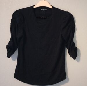 Veronica Beard Elegant Black Blouse